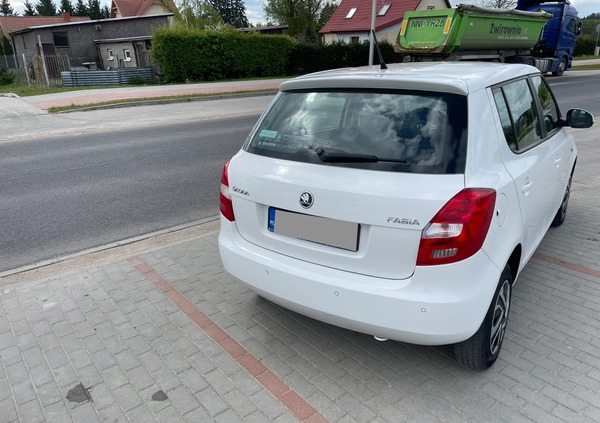 Skoda Fabia cena 18900 przebieg: 211000, rok produkcji 2014 z Nidzica małe 254